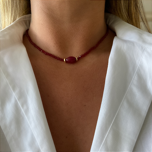 CL597 - Colar de Mini Cristais Rubi com Pedra Jade
