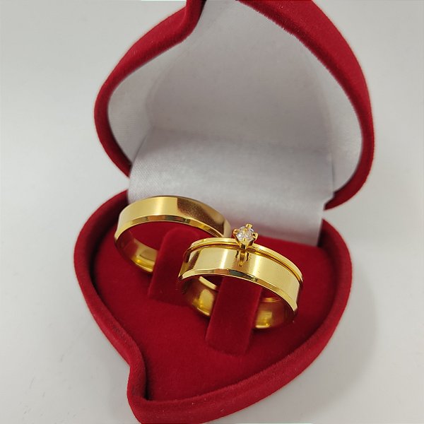 Par de Alianças 6mm Chanfrada Banhadas a Ouro 18K + Anel Solitário com Zircônia Coração