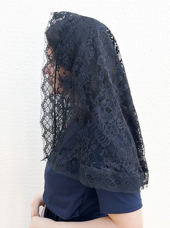 Véu Emilia Preto