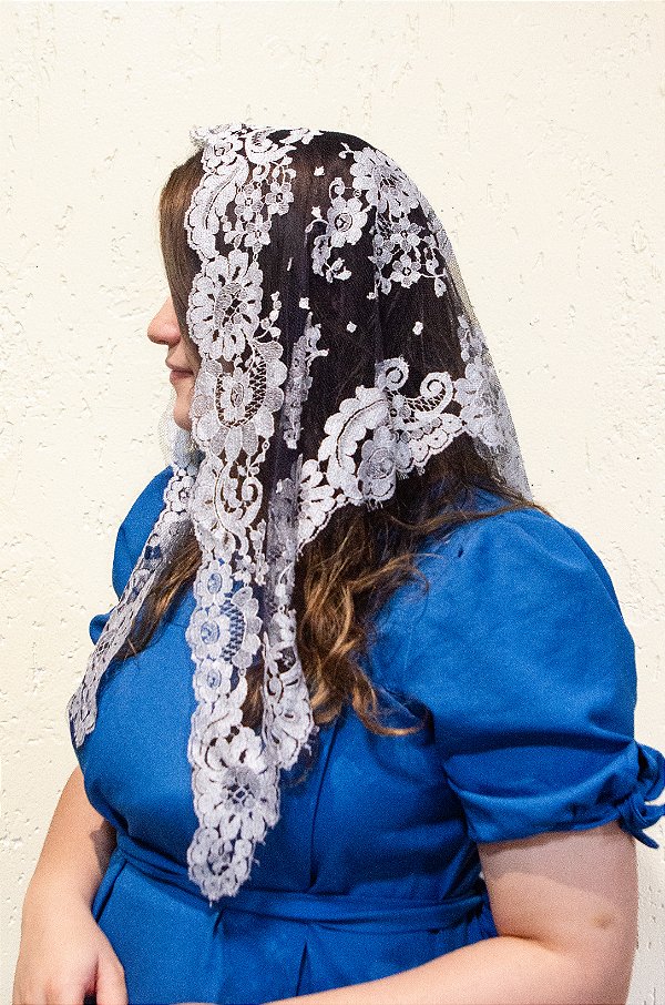 Mantilha Bernadette Preta com Prata