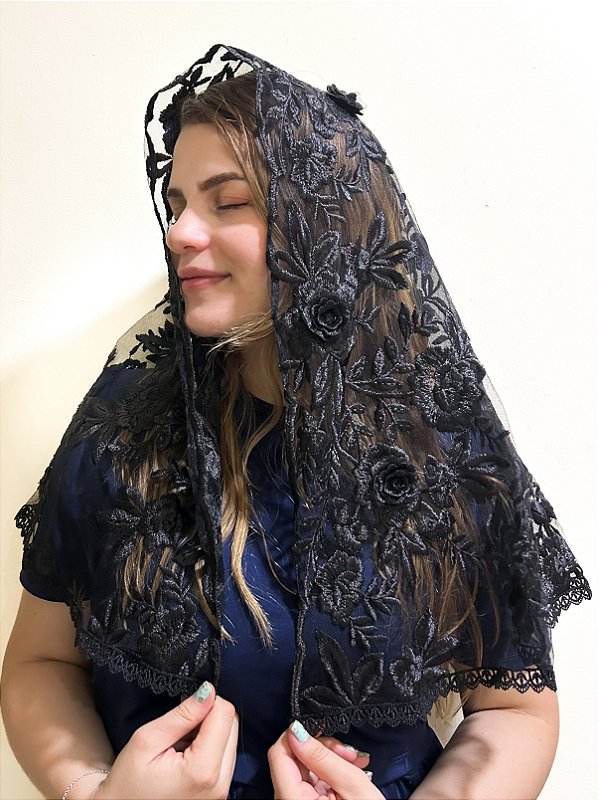 Véu Preto 2 Tule 3D