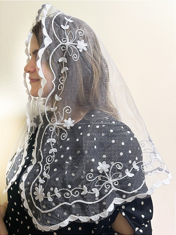 Véu Bordado Branco