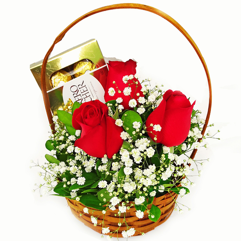 208 - Cesta de 3 rosas vermelhas e Ferrero