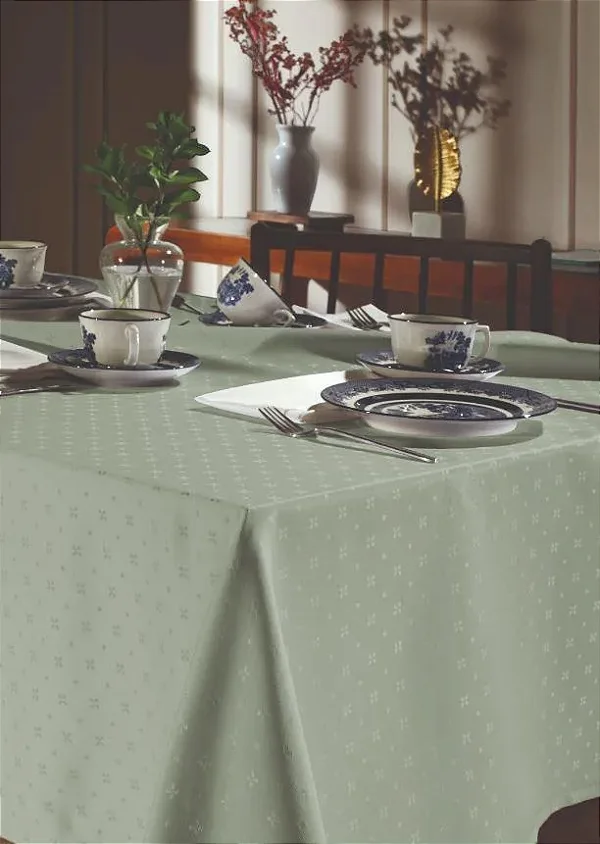 Toalha de Mesa Verde Dohler Jacquard Requinte II Liso 160x310