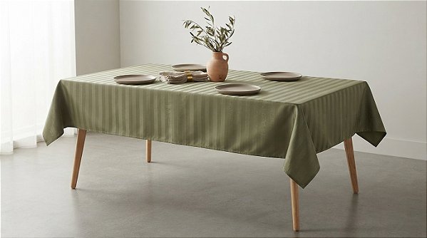 Toalha de Mesa Karsten Campestre 180x270 Erva Mate