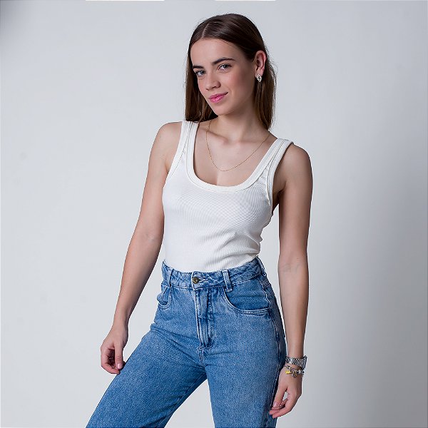 REGATA CANELADA BRANCA