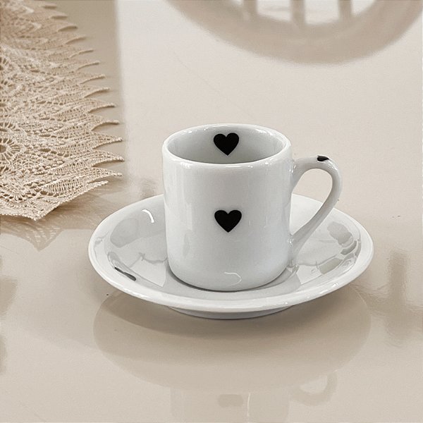 XÍCARA DE CAFÉ CORAÇÕES