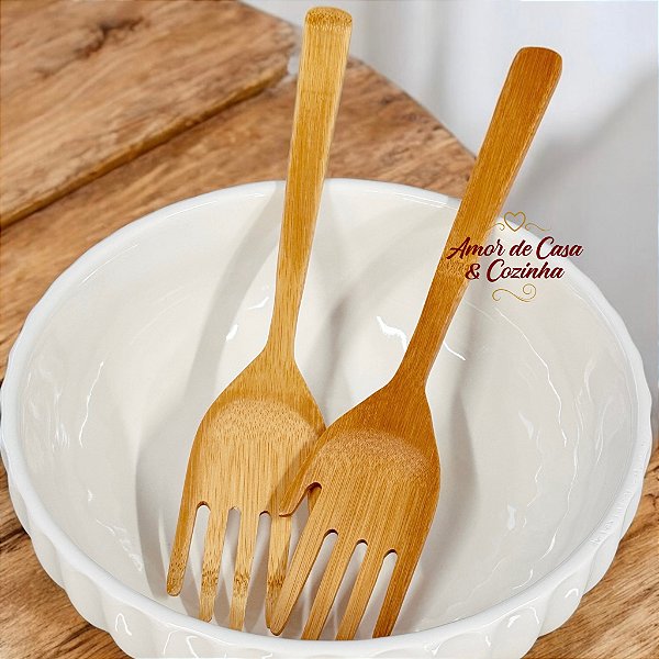 PEGADOR DE SALADAS DE BAMBU PAR MÃOZINHA