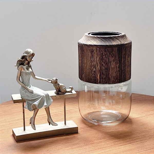 VASO DE VIDRO E MADEIRA