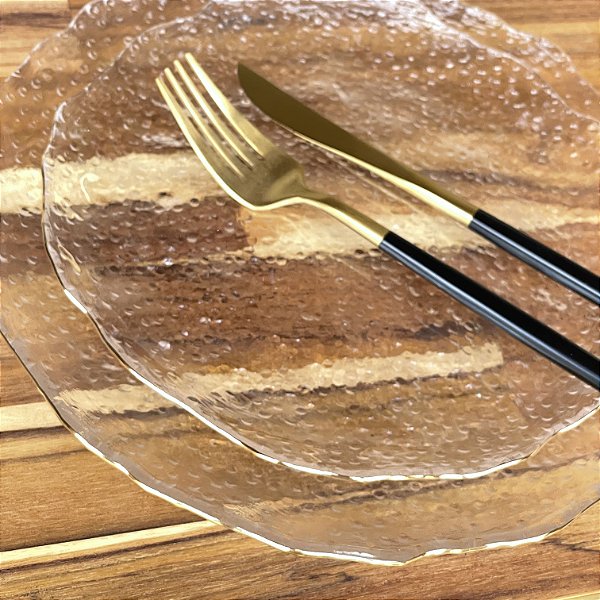 PRATO PARA SERVIR DE CRISTAL MARTELADO COM BORDA DOURADA 20cm