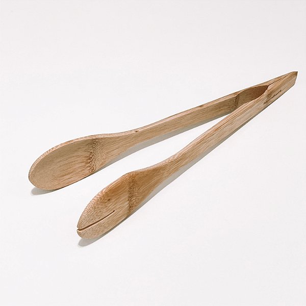 PEGADOR DE BAMBU DE MASSAS E SALADA 30CM