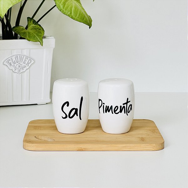 SALEIRO E PIMENTEIRO DE PORCELANA PERSONALIZADO