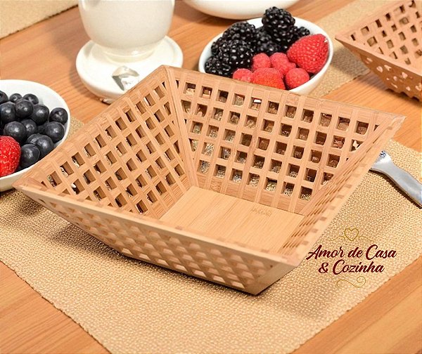 FRUTEIRA DE BAMBU VAZADO NATURAL 28CM