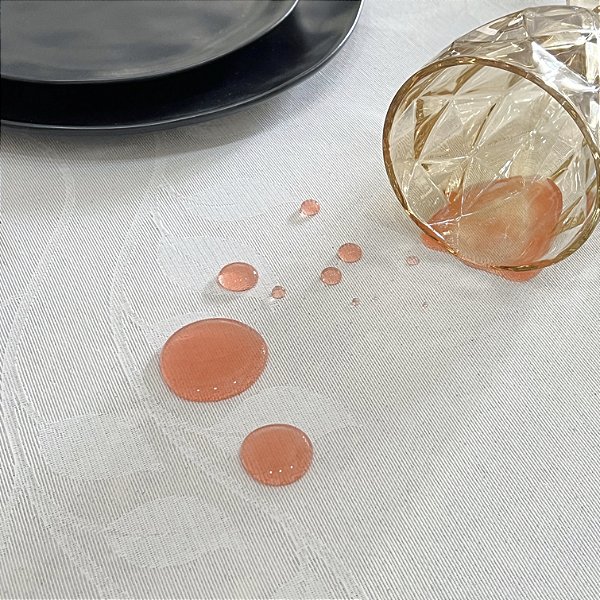 TOALHA MESA 160X250 REPELENTE A LÍQUIDOS HOME CLASS FOLHAS BEGE