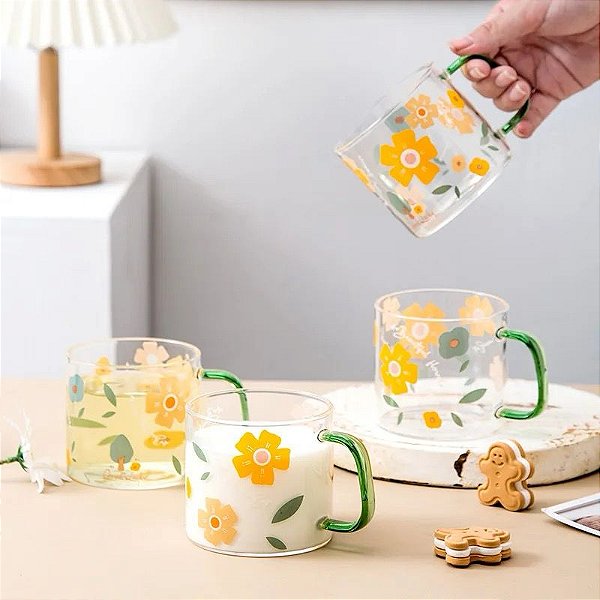 CANECA DIVERTIDA DE VIDRO MARGARIDAS