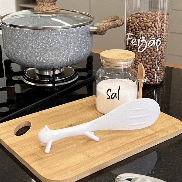 COLHER DE ARROZ ESQUILO COM PEZINHO DE SUPORTE