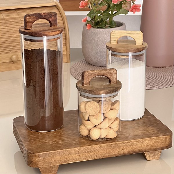 KIT 3 POTES VIDRO E MADEIRA COM BANDEJA VOLUPIA