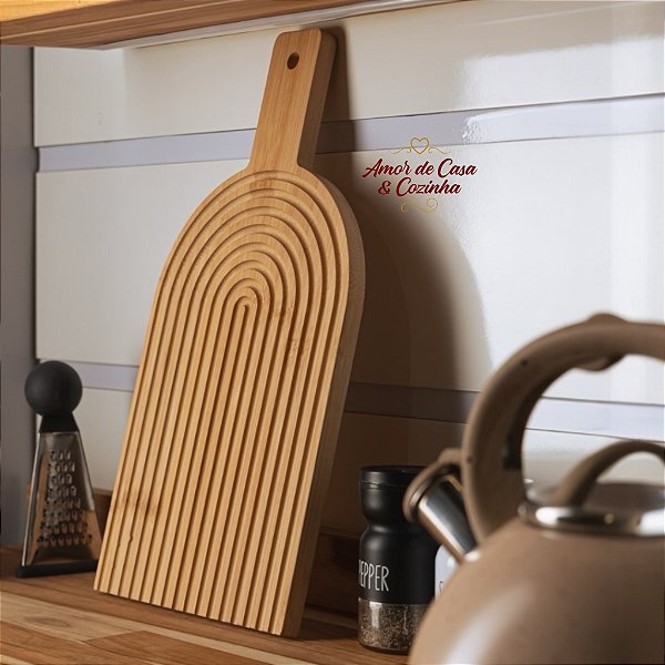 TÁBUA DE BAMBU PARA SERVIR E DECORAR