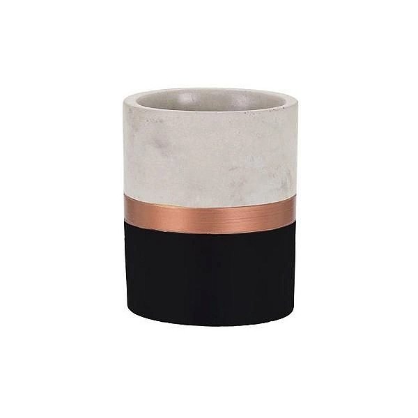 VASO PRETO E COBRE EM CIMENTO
