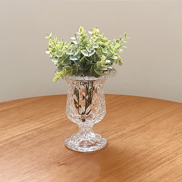 VASO COM PÉ DE VIDRO SODO CALCICO TRANSPARENTE 15X2CM