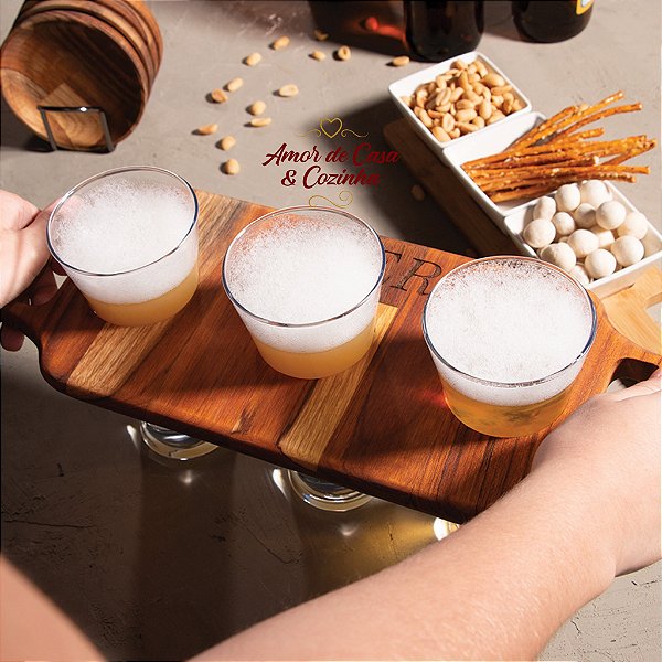 CONJUNTO 3 COPOS PARA CERVEJA COM SUPORTE MADEIRA TECA