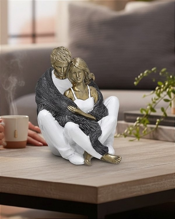 ESTATUETA CASAL DECORATIVO