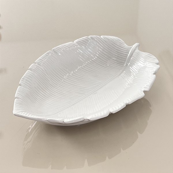 PRATO DE CERÂMICA BANANA LEAF BRANCO 30CM