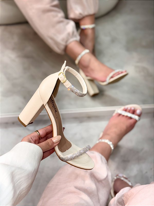Sandália Feminina Shine Off-White
