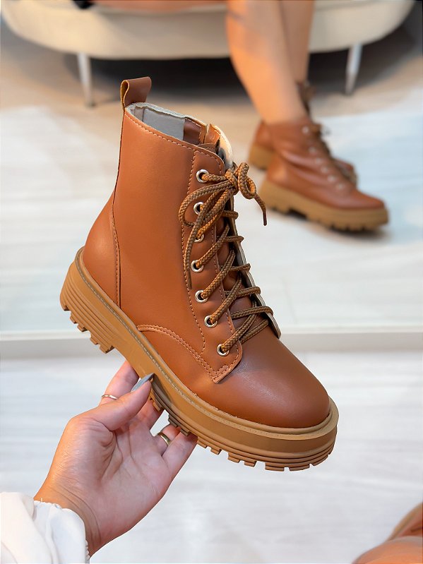 Coturno Feminino Carol Camel