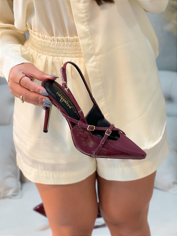 Scarpin Feminino Sasha Cherry Verniz