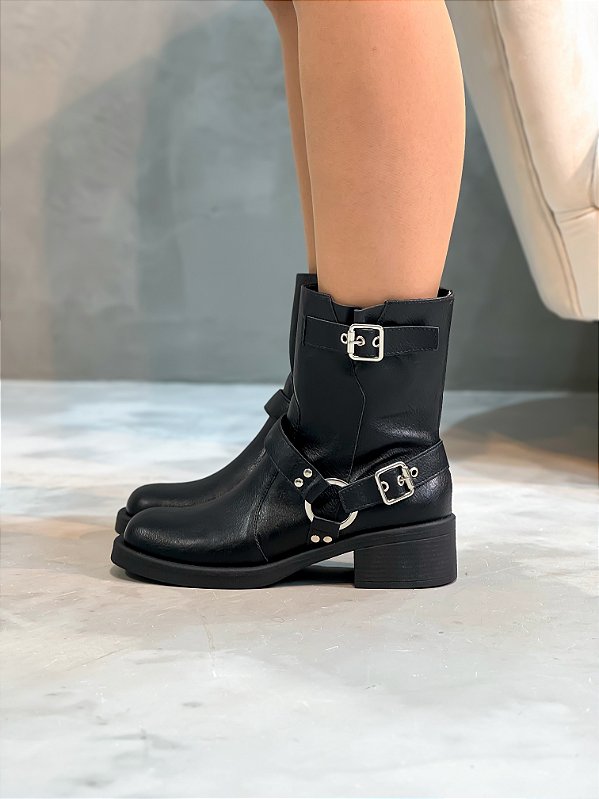 Coturno Feminino Biker Emili Preto Destroyed