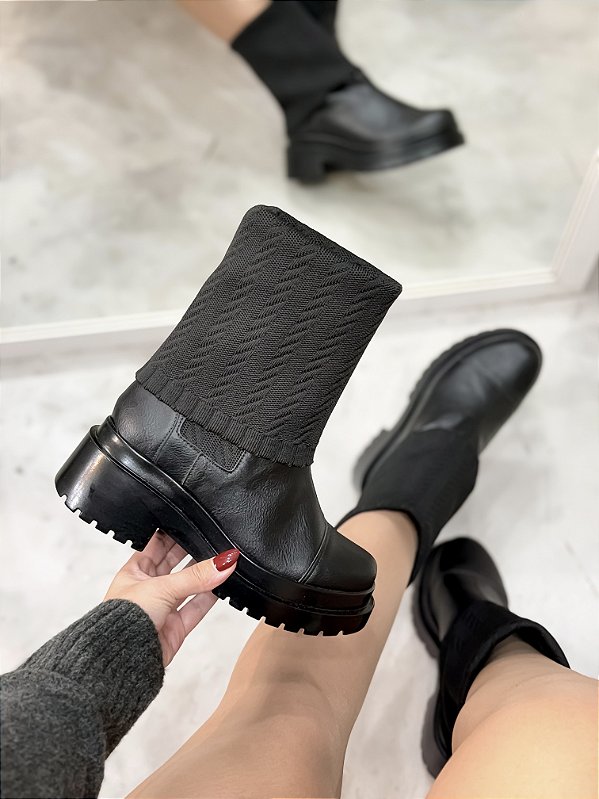 Coturno Feminino Manu Preto meia