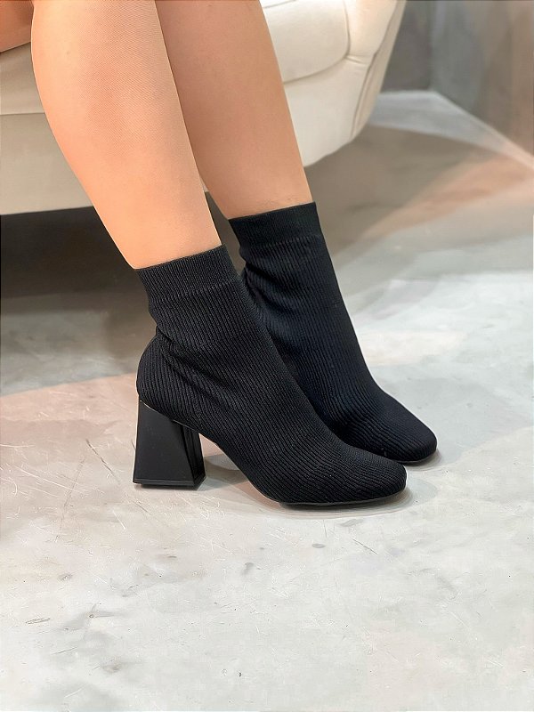 Bota Feminina Melissa Preta