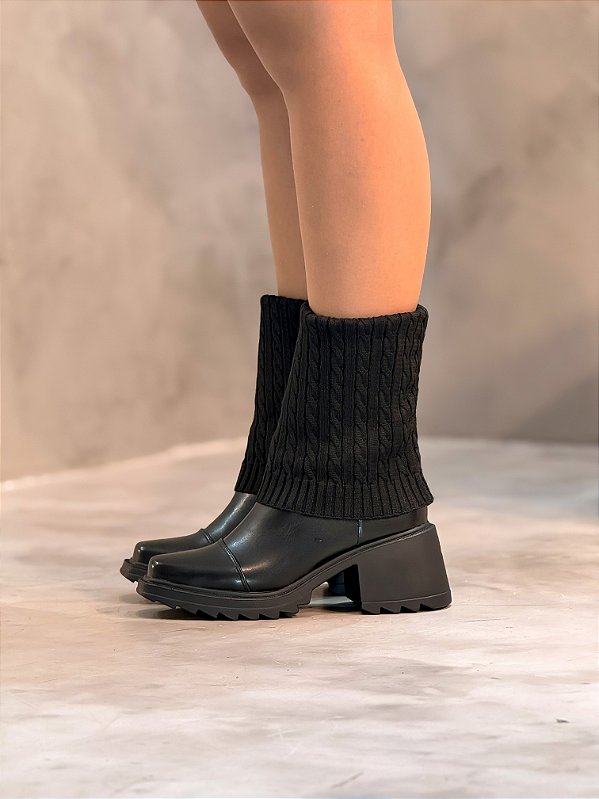 Bota Feminina Paloma Preta em Meia 2 em 1