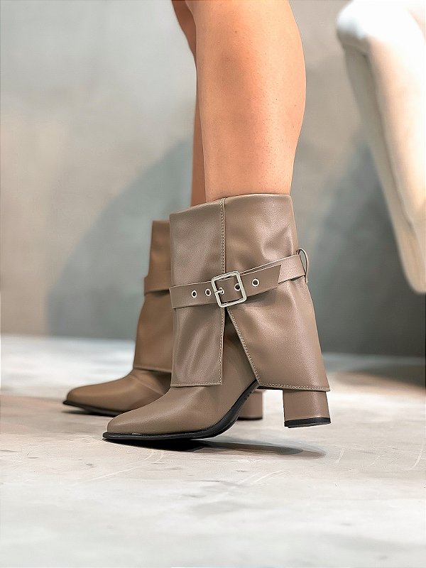 Bota Feminina Milena Capa Cinza