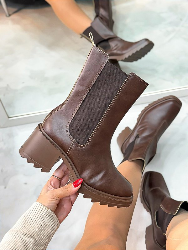 Bota Feminina Malu Chelsea Marrom Café