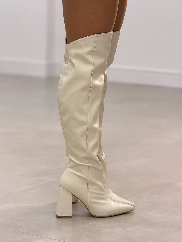 Bota Feminina Aline Off-White Salto bloco Alto