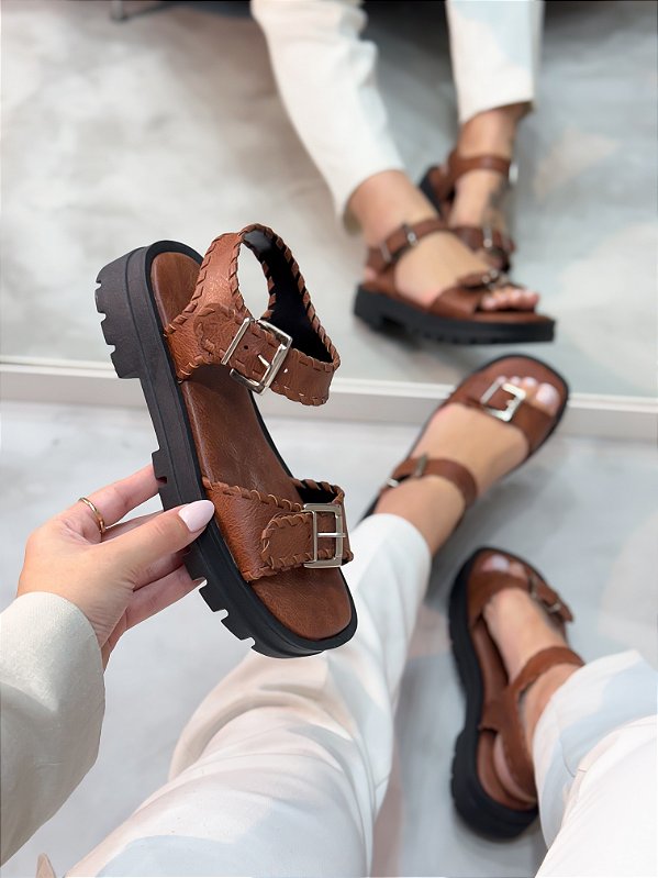 Sandália Tratorada Maika Camel