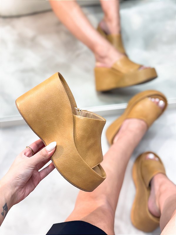 Tamanco Feminino Milão Camel