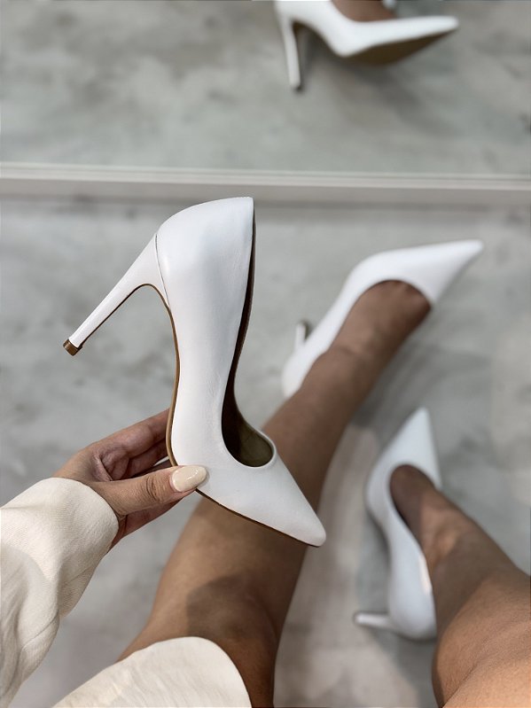 Scarpin Feminina Carina em Couro Branco