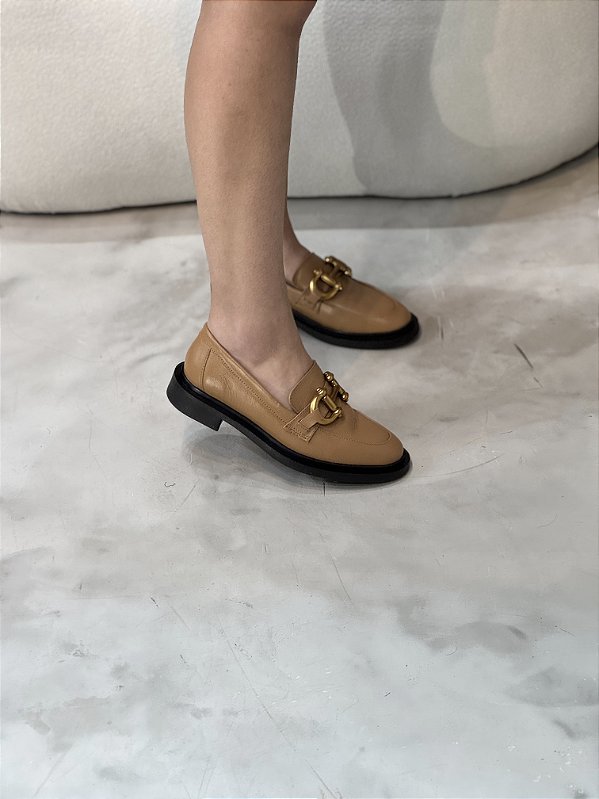Mocassim Feminino Bruna em Couro Camel