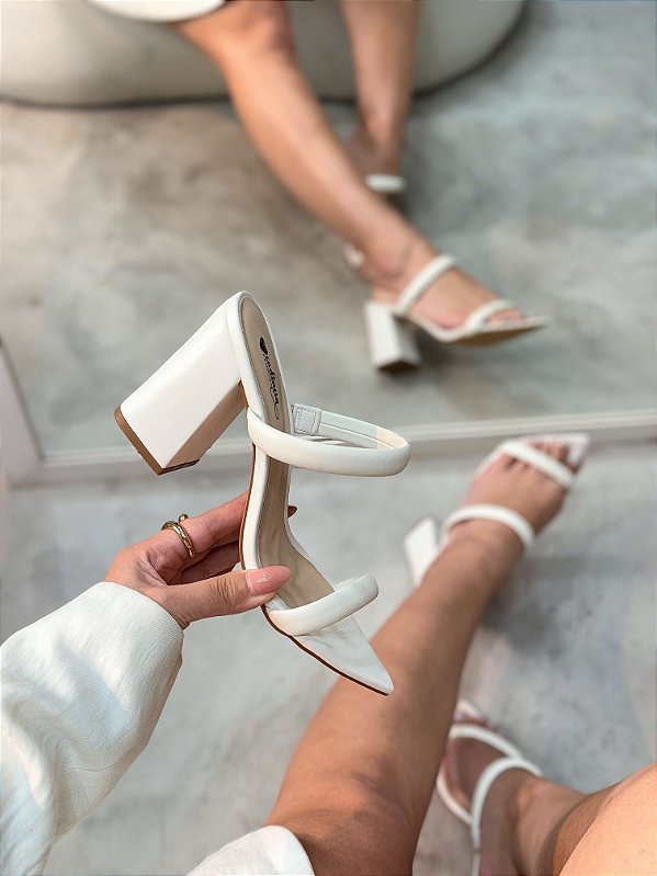Tamanco Feminino Eduarda Off-white