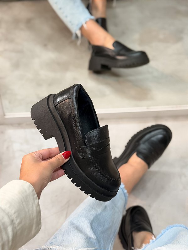 Mocassim Feminino Domenica Preto em Couro legítimo