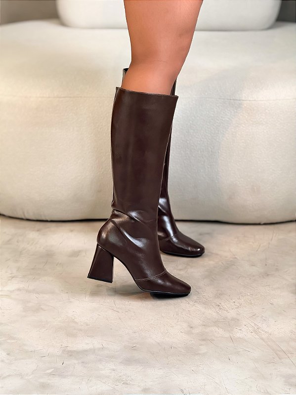 Bota Feminina Dani marrom Cano Alto