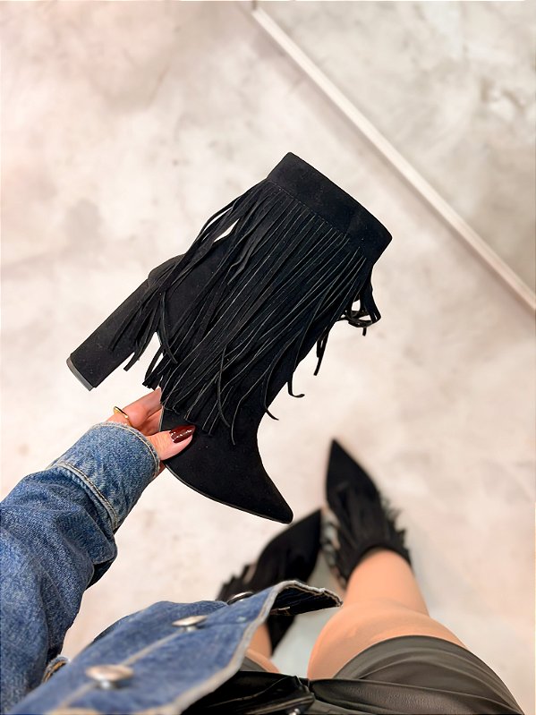 Bota Feminina Saori Preta Camurça