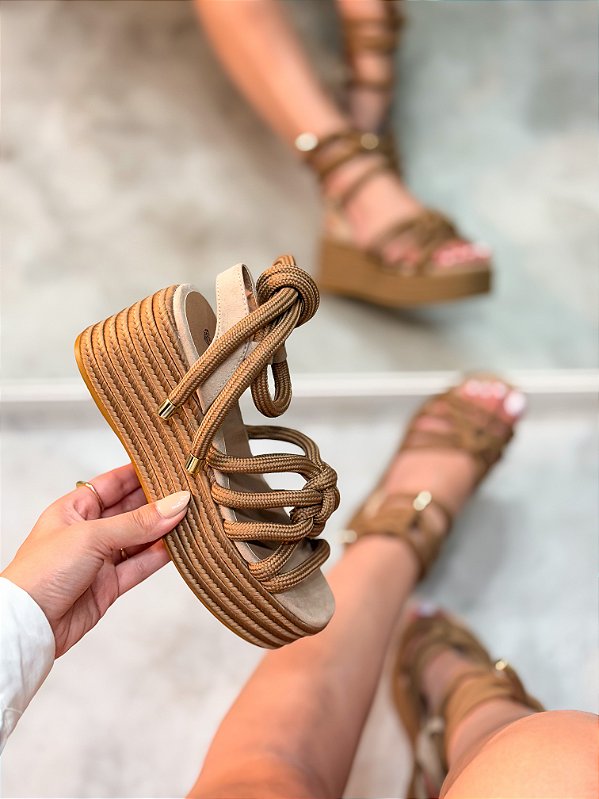 Sandália Feminina Anabela Isabella Camel