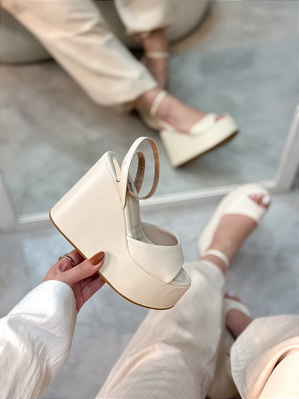 Sandália Anabela Feminina Sté Off-White
