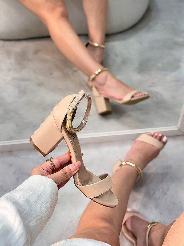 Sandália Feminina Serena Nude Salto baixo
