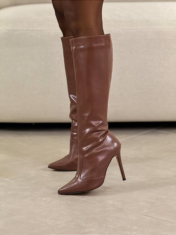 Bota Feminina Charlote Marrom Cano Longo