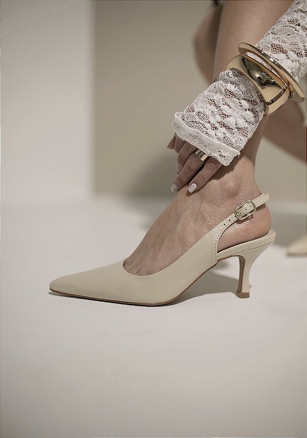 Slingback Feminino Roberta Off-white em Couro legítimo